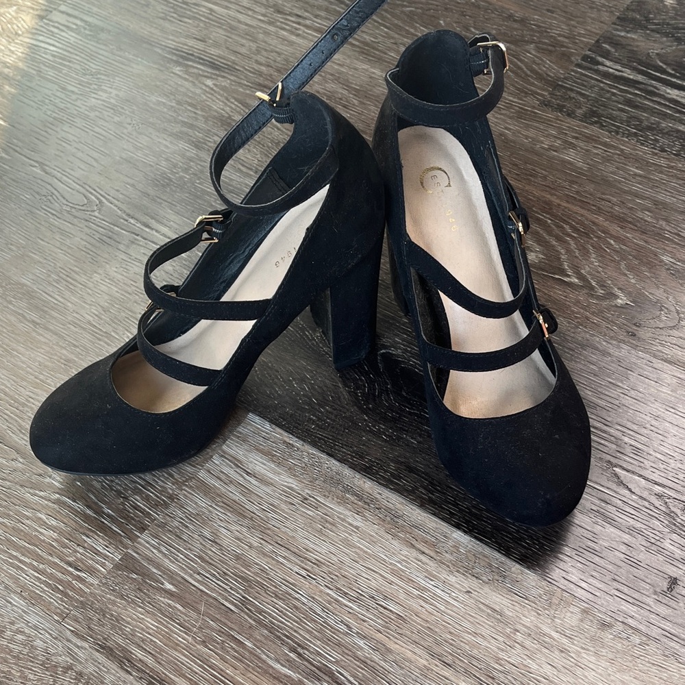 Elegant Black Triple-Strap Heels